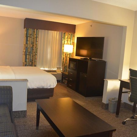 Comfort Inn & Suites Maumee - Toledo I80-90 Екстериор снимка