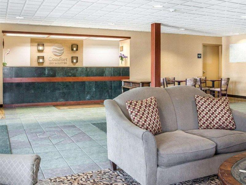 Comfort Inn & Suites Maumee - Toledo I80-90 Екстериор снимка