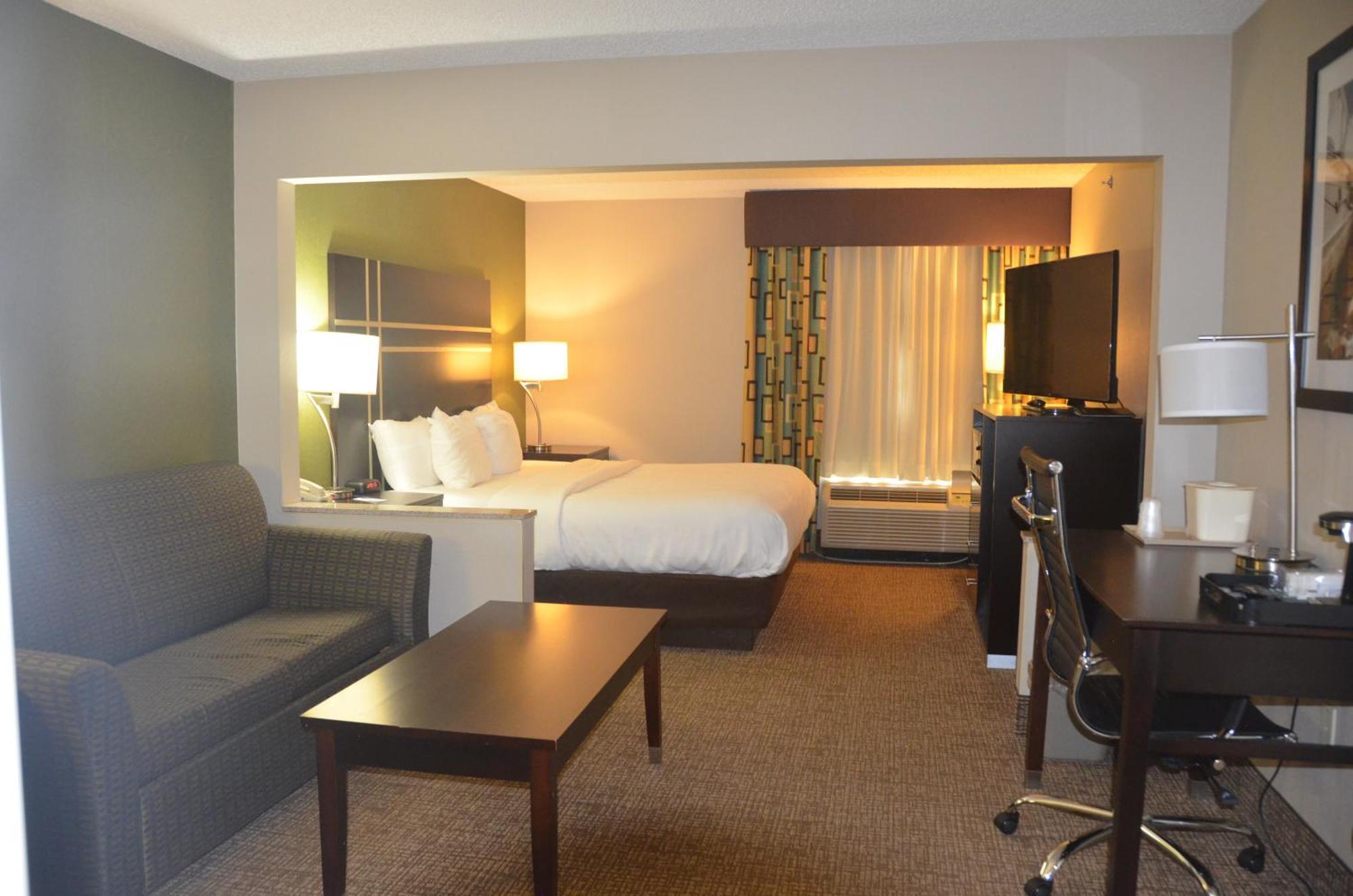 Comfort Inn & Suites Maumee - Toledo I80-90 Екстериор снимка